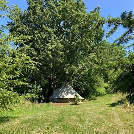 Tente Bivouac Option Bain Chauffee Au Bois Idrac-Respailles Exterior photo